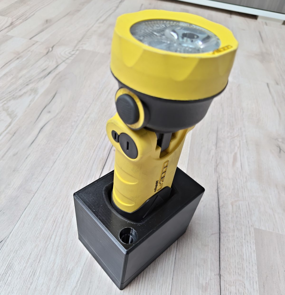 Taschenlampen Halter